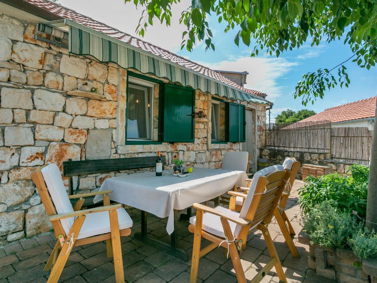 Chic Holiday Home In Marina With Private Swimming Pool Eksteriør bilde
