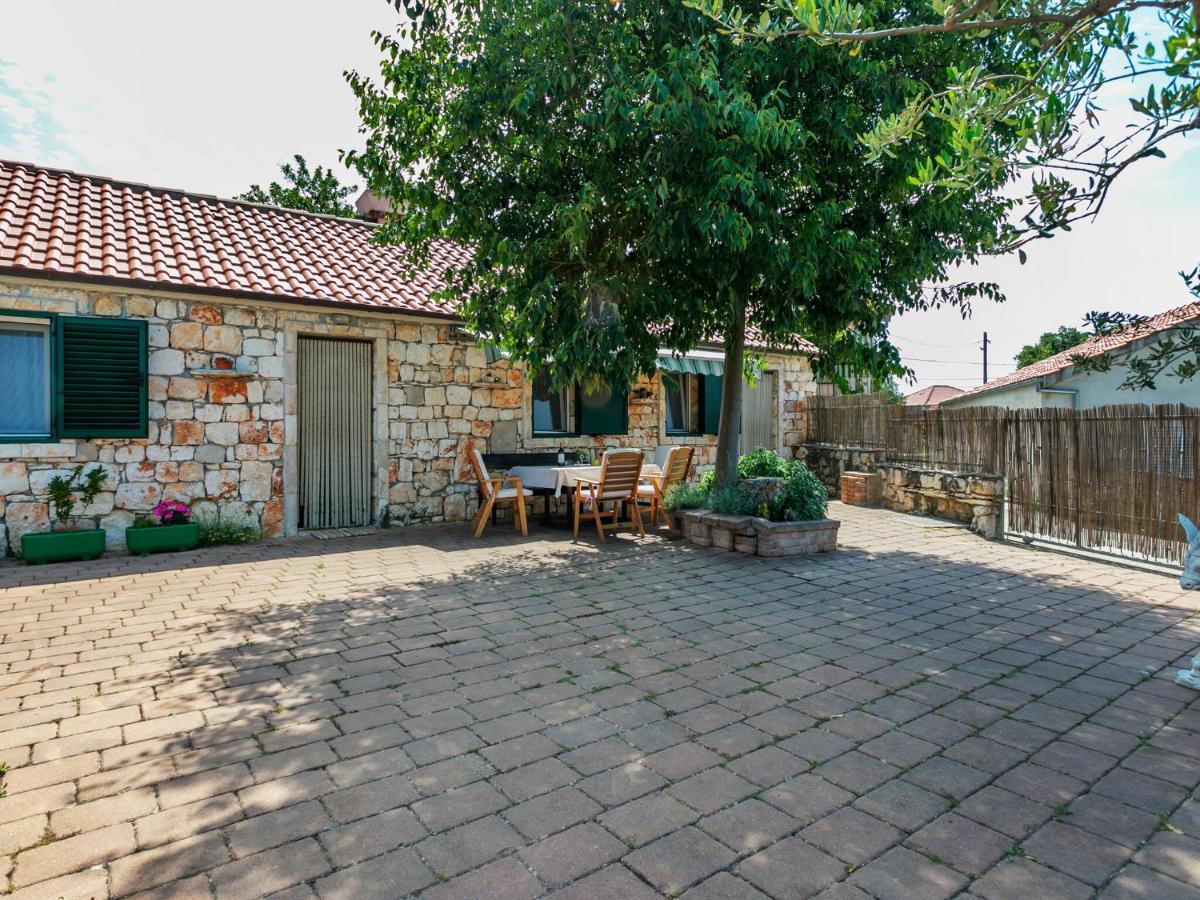 Chic Holiday Home In Marina With Private Swimming Pool Eksteriør bilde