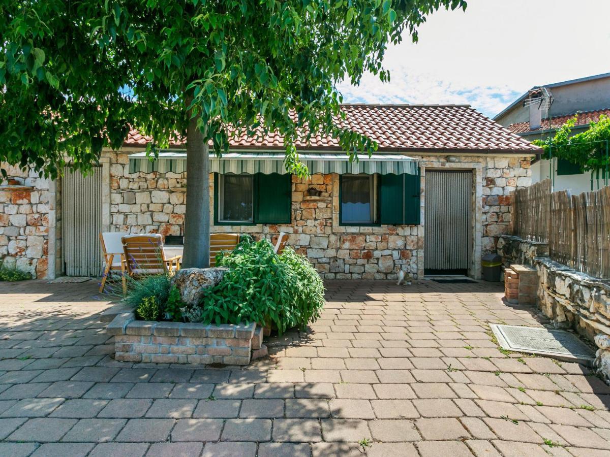 Chic Holiday Home In Marina With Private Swimming Pool Eksteriør bilde