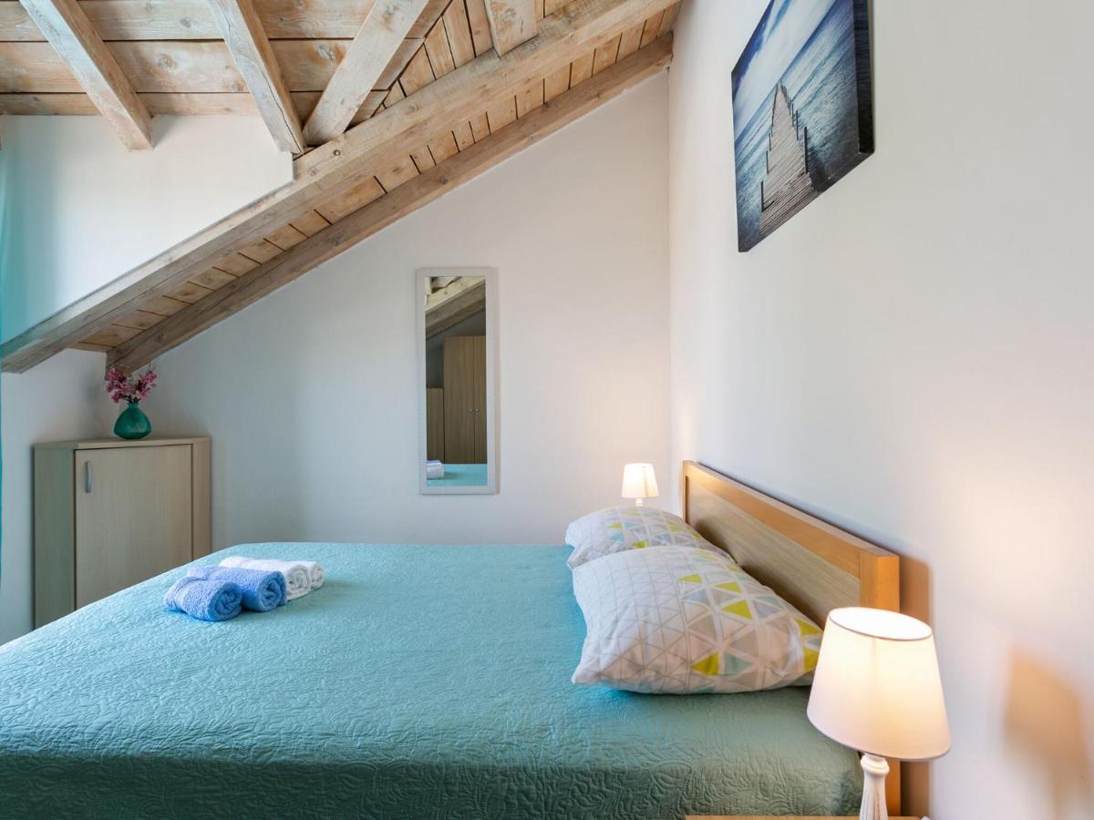 Chic Holiday Home In Marina With Private Swimming Pool Eksteriør bilde
