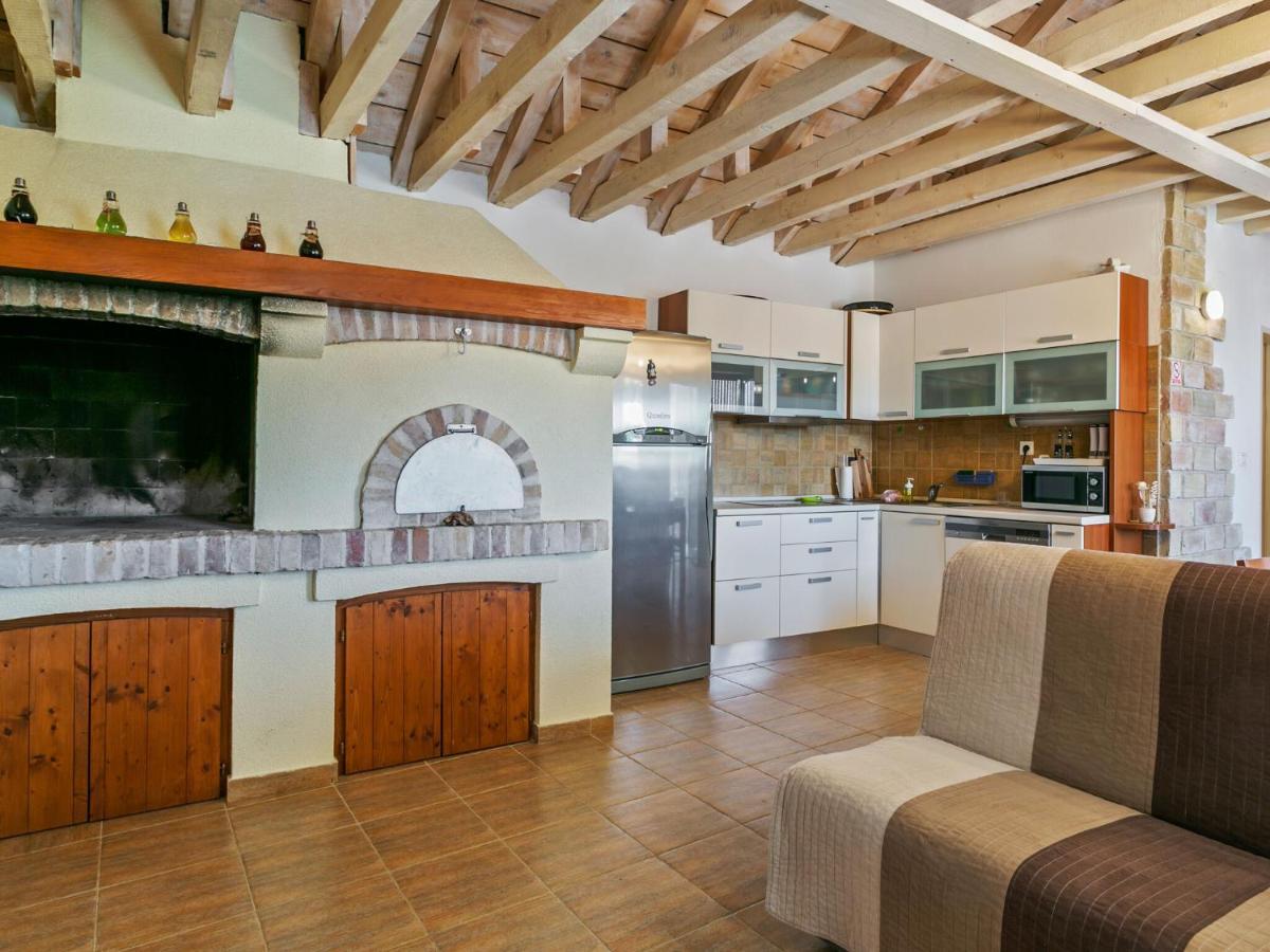 Chic Holiday Home In Marina With Private Swimming Pool Eksteriør bilde