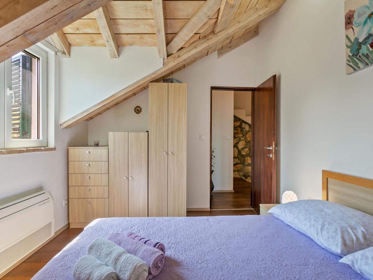 Chic Holiday Home In Marina With Private Swimming Pool Eksteriør bilde