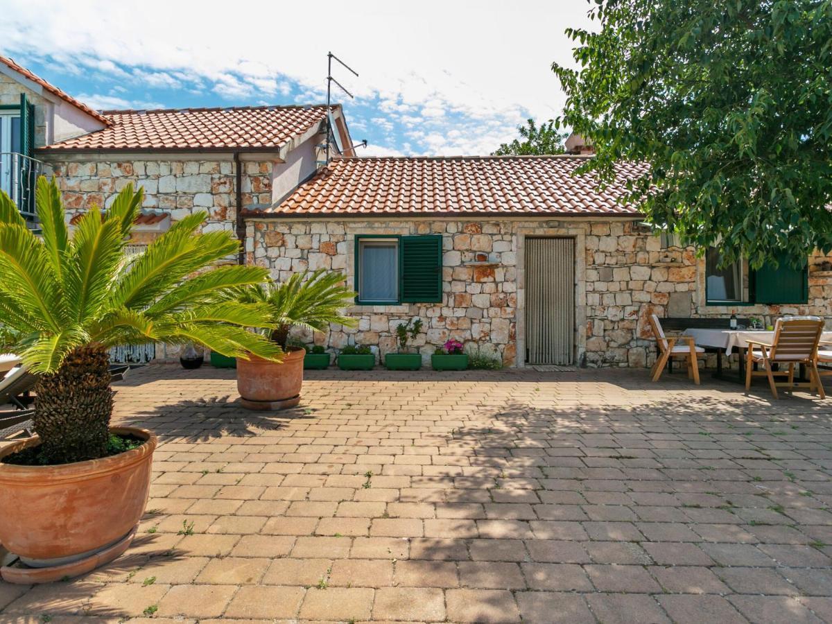 Chic Holiday Home In Marina With Private Swimming Pool Eksteriør bilde